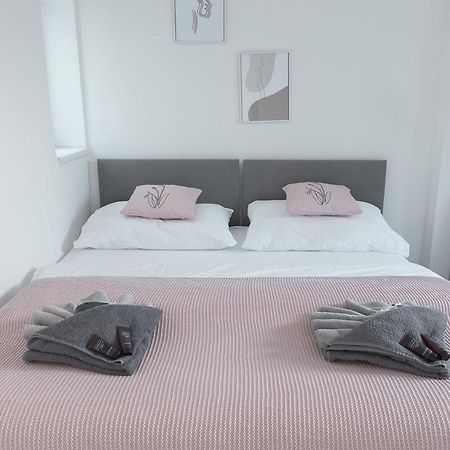 פראג Skolska Winter Terrace Apartment מראה חיצוני תמונה